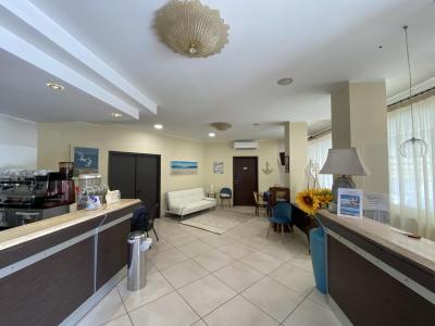 hotelcaggiari fr offre-paques-senigallia-hotel-bord-de-mer 021