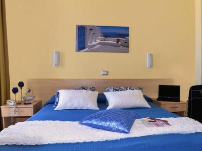 hotelcaggiari en spring-long-weekends-offer-in-hotel-in-senigallia-by-the-sea 019