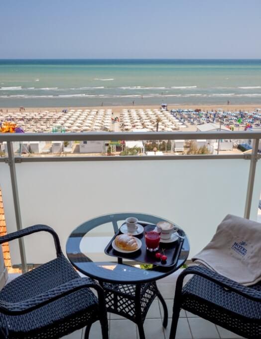 hotelcaggiari en sea-view-rooms-3-star-hotel-senigallia 020
